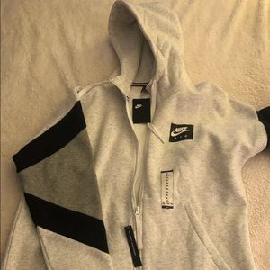 Mens Zip Up Nike Hoodie (Brand New)